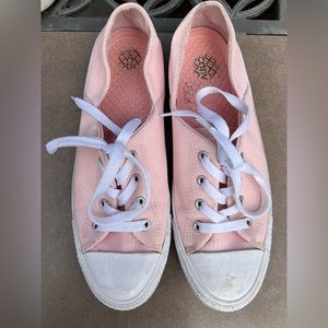 Converse Chuck Taylor All Star Low Top Ox Sneakers Pink Women's Size 9